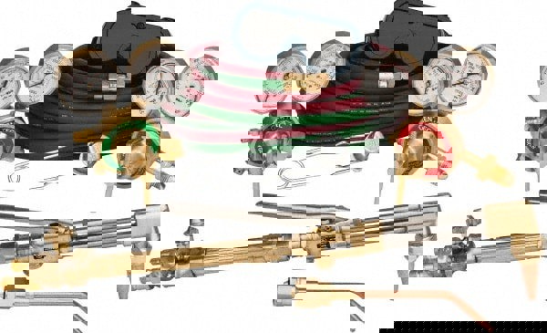 3/4 Inch Cutting Capacity, 1/2 Inch Welding Capacity, Oxygen and Acetylene Torch Kit